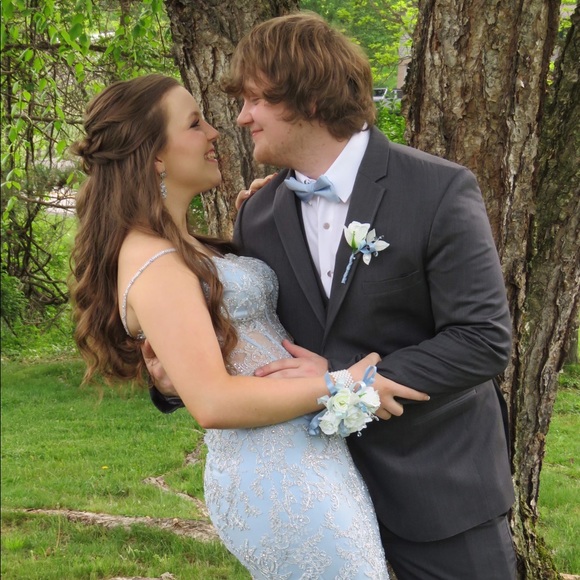 Meet your Posher, Kaitlyn - Picture 4 of 4